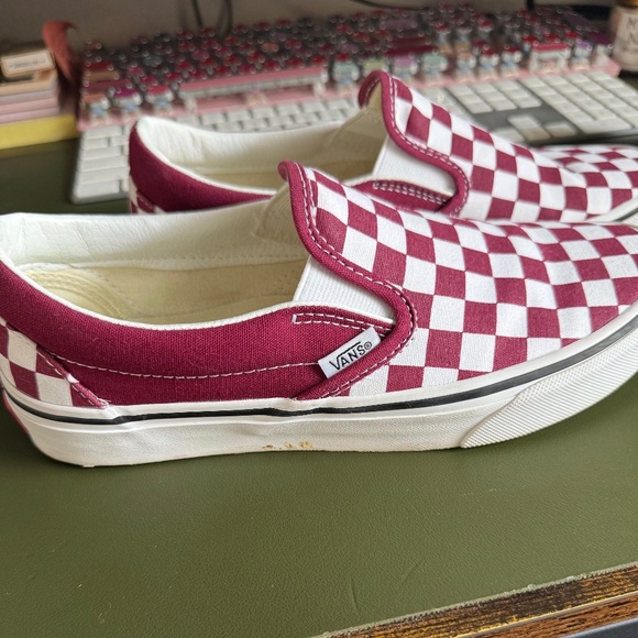 Classic Slip-On Checkerboard Vans - Picture 3 of 5